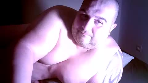 Snapshot of julianoparno chatting on January 2, 2:13 pm Juliano online show from January 2, 2:13 pm