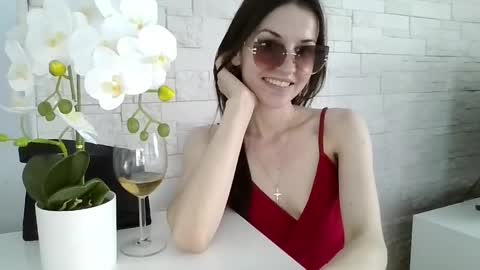 Julia online show from May 3, 4:57 pm