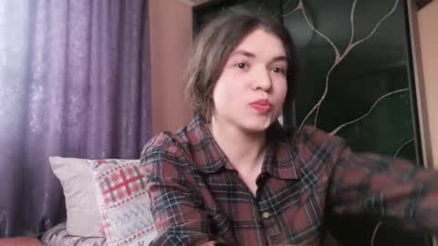 Julia online show from February 8, 1:58 pm