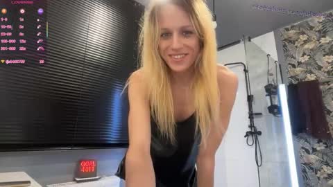 Julia online show from March 1, 8:55 pm