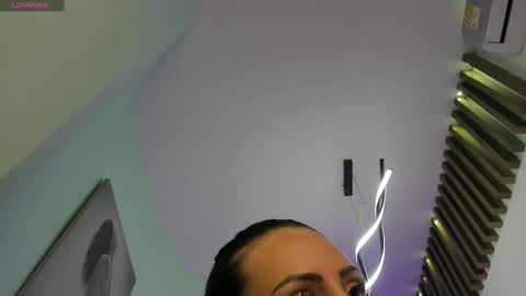 Snapshot of juliasprouse_ chatting on January 25, 4:45 am Julias online show from January 25, 4:45 am