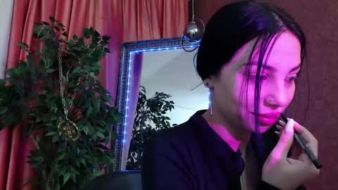 Maria online show from November 25, 7:08 am