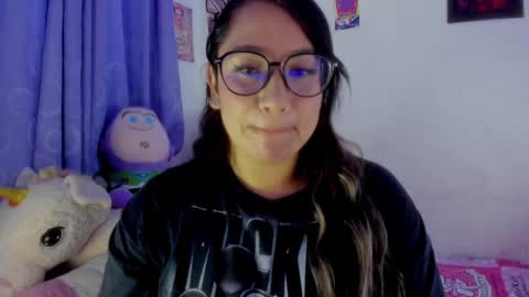 Snapshot of julibella_sweet chatting on March 12, 3:24 am Juliana online show from March 12, 3:24 am