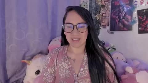 Juliana online show from February 2, 7:40 am