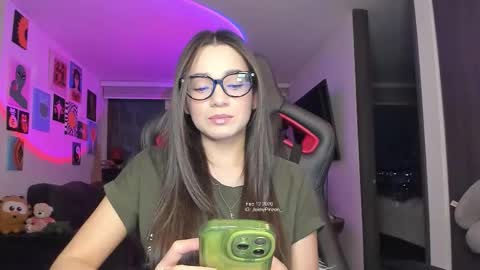 Jeimy Help me to reach 100 thumbs up online show from February 13, 1:12 am