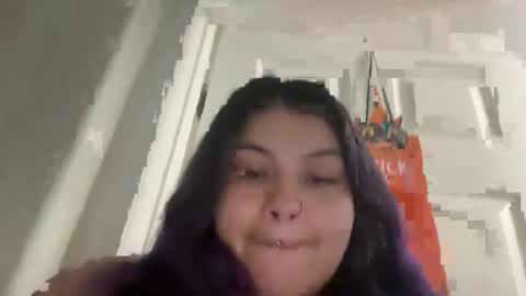Snapshot of julie033 chatting on September 25, 2:10 pm julie033 online show from September 25, 2:10 pm