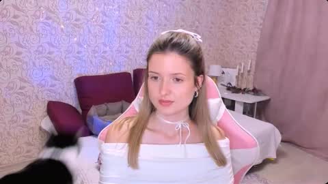 Snapshot of julie_flores chatting on January 27, 7:13 pm Julie online show from January 27, 7:13 pm