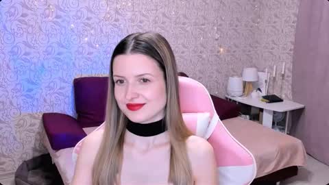 Snapshot of julie_flores chatting on March 6, 4:07 pm Julie online show from March 6, 4:07 pm