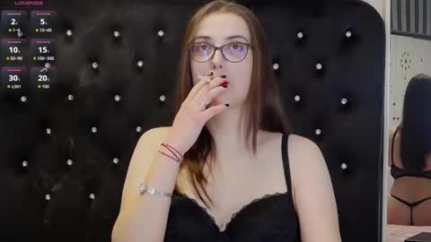 Snapshot of julieannx chatting on March 17, 5:00 am Julia online show from March 17, 5:00 am