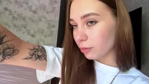 juliebeshears online show from April 15, 6:31 am