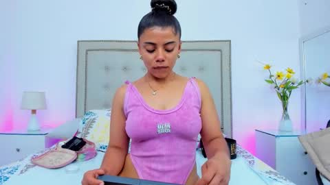 Snapshot of julieehabubu chatting on March 4, 3:01 am Julieehabubu online show from March 4, 3:01 am