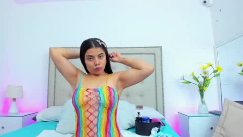 Snapshot of julieehabubu chatting on March 13, 3:24 am Julieehabubu online show from March 13, 3:24 am