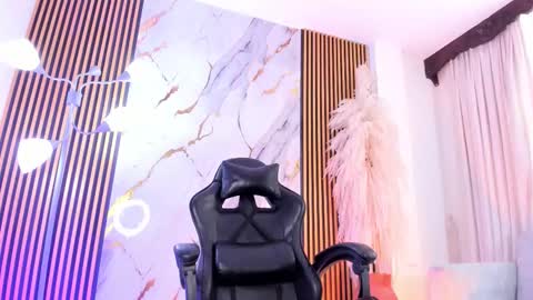 Snapshot of juliensaint_ chatting on September 25, 1:48 pm Julien online show from September 25, 1:48 pm