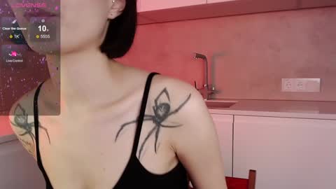Snapshot of julierayls chatting on December 6, 4:47 am see u on Tuesday December 3 in 0200 UTC time turn on notifications so you dont miss me online show from December 6, 4:47 am