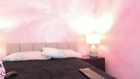 Juliet online show from May 6, 3:13 am