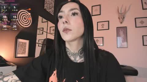 juliet_sourire online show from March 19, 2:32 pm