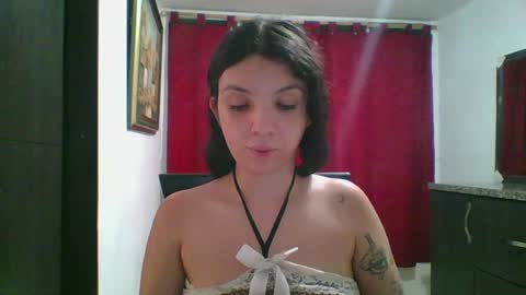 Snapshot of julieta969028 chatting on July 29, 5:05 am Nati online show from July 29, 5:05 am