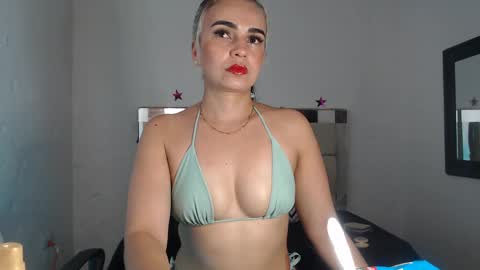 julieta__fox_ online show from January 13, 3:56 am
