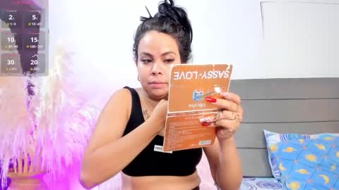 Snapshot of julieta_coopeer_ chatting on March 12, 10:43 am Julieta online show from March 12, 10:43 am