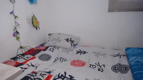 Julieta  Hass online show from September 16, 5:58 pm