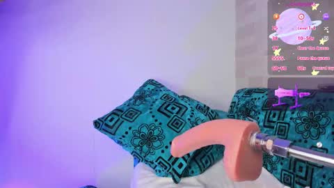 Mitchell  Independent model online show from March 7, 1:13 am