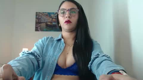 Snapshot of julieta_r0ssi chatting on January 7, 3:42 am Julieta r0ssi online show from January 7, 3:42 am