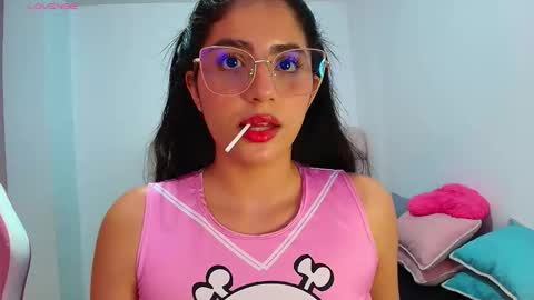 Snapshot of julieta_rose19 chatting on February 24, 1:58 am julieta_rose19 online show from February 24, 1:58 am
