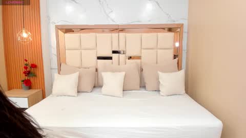     online show from October 9, 10:30 pm