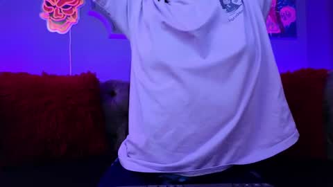  Julieta  online show from February 7, 11:45 am