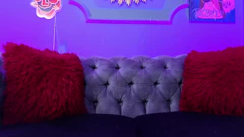  Julieta  online show from February 19, 11:49 am