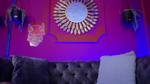  Julieta  online show from May 8, 11:37 am