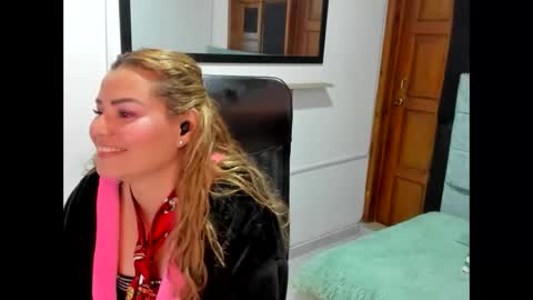 julieta_star69 online show from March 9, 11:31 pm