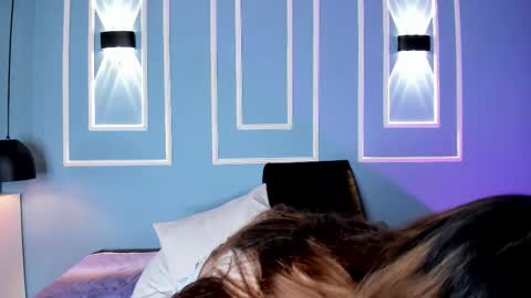 Snapshot of julieta_zc chatting on February 27, 5:18 am Julieta online show from February 27, 5:18 am