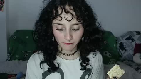 Julieta Jaguar online show from December 17, 1:27 pm