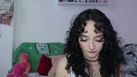 Julieta Jaguar online show from December 24, 2:01 pm