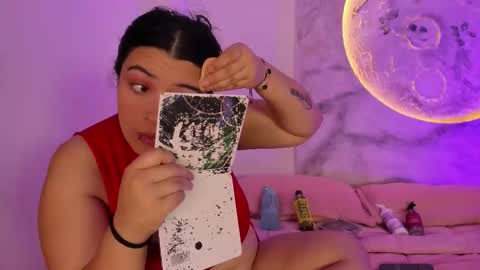 julietakane online show from February 28, 6:03 am