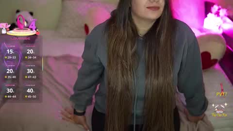 J U L I E T online show from October 22, 1:00 pm