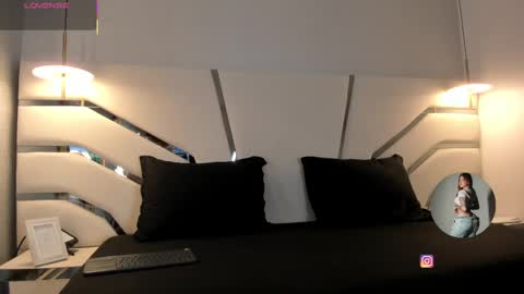 julieth_rojas online show from September 30, 4:06 am