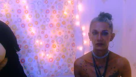 Julieth Wolf online show from January 14, 4:40 am