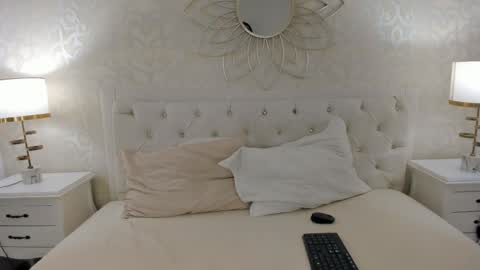 julietta    online show from April 19, 12:04 pm