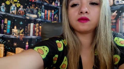 Snapshot of julietta__jackson chatting on December 26, 7:05 pm Julietta Jackson online show from December 26, 7:05 pm