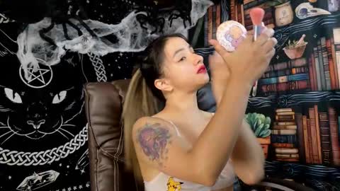 Snapshot of julietta__jackson chatting on October 4, 9:24 pm Julietta Jackson online show from October 4, 9:24 pm