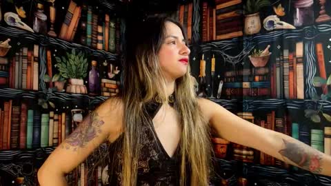 Snapshot of julietta__jackson chatting on November 21, 9:35 pm Julietta Jackson online show from November 21, 9:35 pm