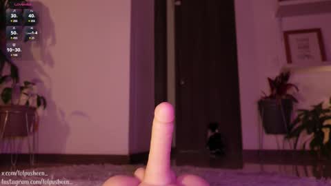 Snapshot of juliette_dee chatting on January 24, 12:20 am Juliette Dee online show from January 24, 12:20 am