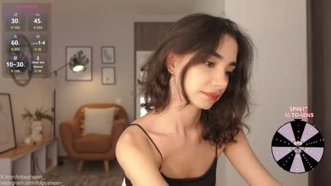 Snapshot of juliette_dee chatting on September 22, 9:50 pm Juliette Dee online show from September 22, 9:50 pm