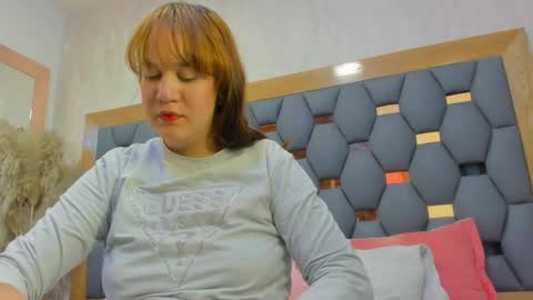 juliette_pretty_ online show from February 25, 8:18 pm