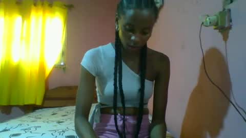 juliexexy online show from January 12, 9:30 am