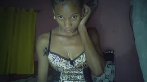juliexexy online show from January 12, 4:40 pm