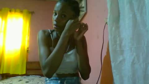 juliexexy online show from January 13, 6:27 am
