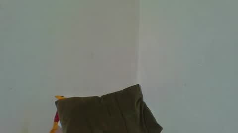 juliexexy online show from February 10, 6:53 am
